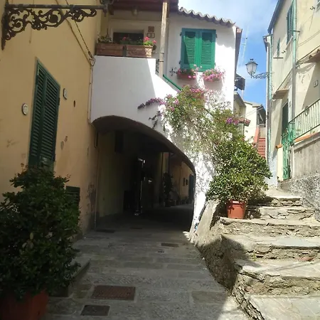 Διαμέρισμα Bilocale Nel Centro Di *